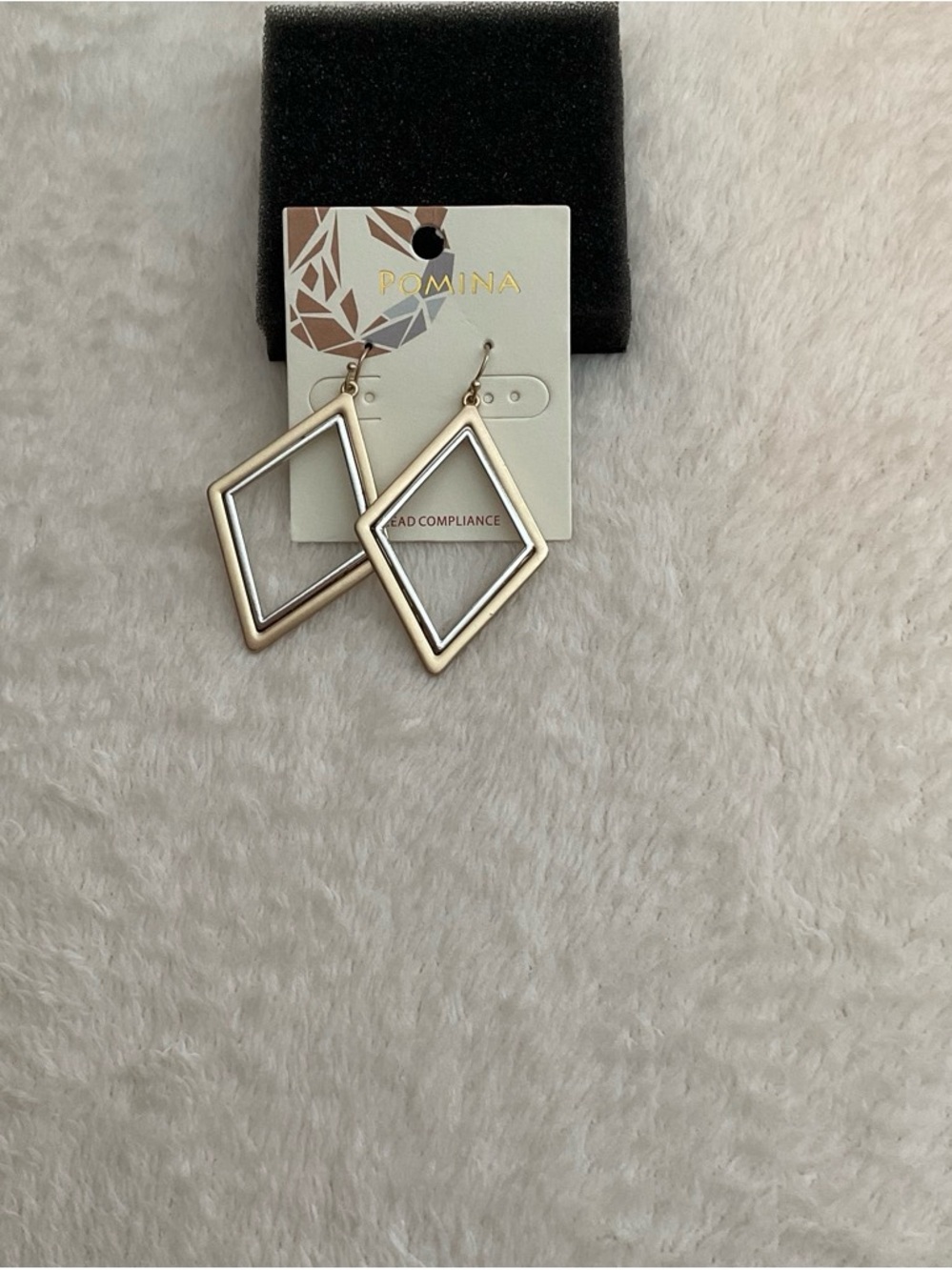 Pomina Gold Open Diamond-Shaped Drop Earrings